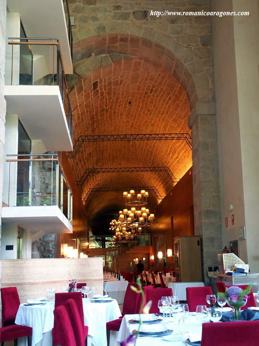 CABALLERIZAS. ACTUAL SALÓN-COMEDOR DEL PARADOR