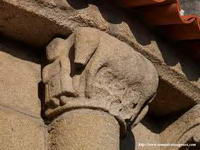 CAPITEL DEL &Aacute;BSIDE