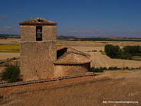 VISTA ESTE. AL FONDO EN LEJAN&Iacute;A, GORMAZ