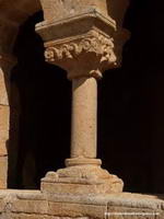 CAPITEL DEL LADO SUR