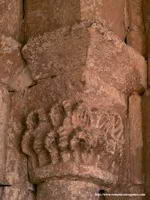 CAPITEL VEGETAL