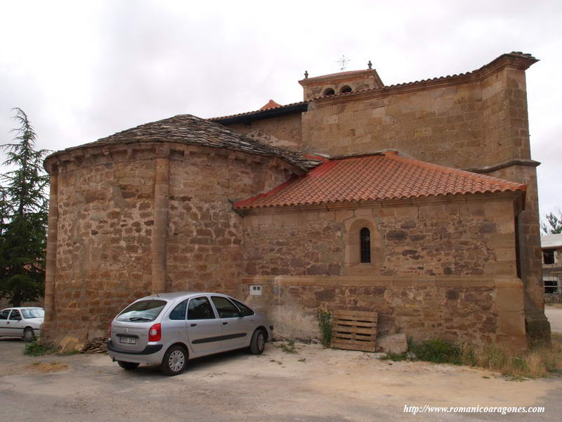 VISTA NORESTE DE LA CABECERA DEL TEMPLO