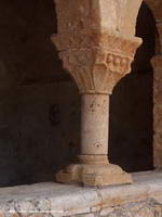 DETALLE DE CAPITEL EN LA GALER&Iacute;A