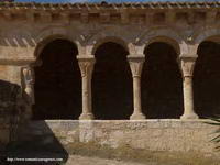 LADO OCCIDENTAL DE LA GALER&Iacute;A