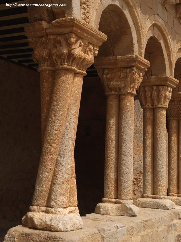 DETALLE DE LAS COLUMNAS TORSAS