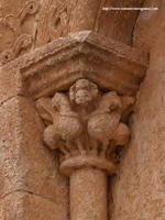 CAPITEL SUR DEL VANO ABSIDAL