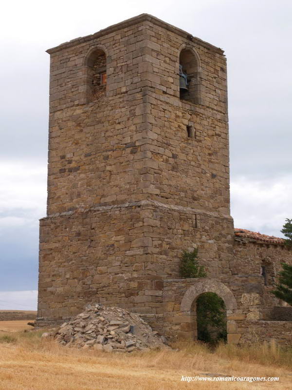 TORRE ADOSADA A PONIENTE