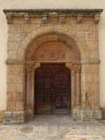 PORTADA EN EL MURO SUR