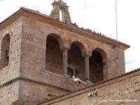 DETALLE DEL CUERPO ALTO DE LA TORRE A&Ntilde;ADIDA