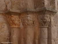 CAPITELES DEL LADO ESTE