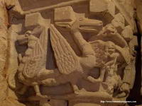 DRAGONES CON DOS TORSOS