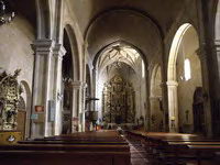 INTERIOR DEL TEMPLO HACIA LA CABECERA