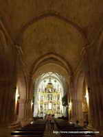 INTERIOR DEL TEMPLO HACIA LA CABECERA