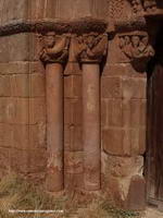 COLUMNAS DEL LADO OESTE