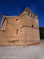 CABECERA DE LA IGLESIA Y TORRE DE LANUZA
