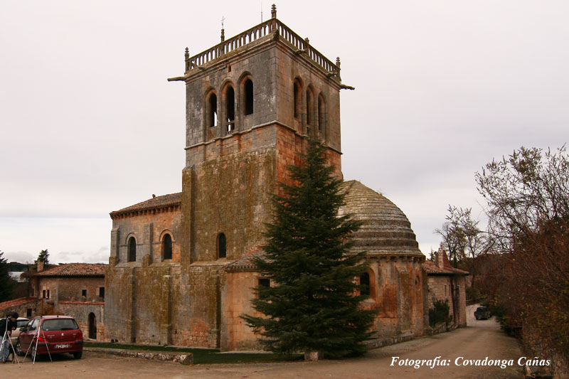 VISTA NORTE DESDE EL EXTERIOR. TORRE Y CABECERA