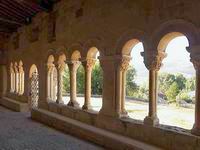 INTERIOR DE LA GALER�A DESDE EL LADO DEL OESTE