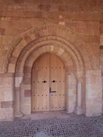 PORTADA DE ACCESO AL TEMPLO 