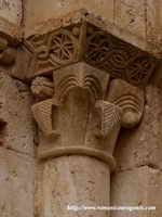 CAPITEL DEL PRESBITERIO CENTRAL LADO NORTE