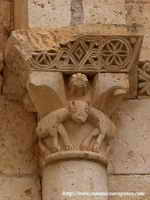 CAPITEL DEL &Aacute;BSIDE CENTRAL