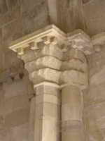 CAPITEL INCONCLUSO SOBRE LAS COLUMNAS SUROESTE