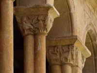 DETALLE CAPITELES DEL CLAUSTRO SUPERIOR