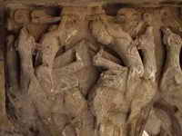 JINETES DESNUDOS LUCHANDO CON HACHAS Y CABALGANDO GACELAS