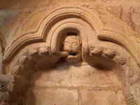 DECORACI�N DE ARQUILLO LOBULADO