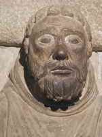 DETALLE DE LA ESTATUA DEL SANTO