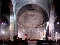 INTERIOR HACIA LA CABECERA