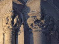 DETALLE DE CAPITELES DE LA NAVE