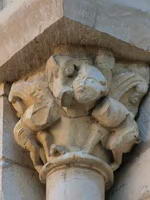 CAPITEL DEL VANO CENTRAL