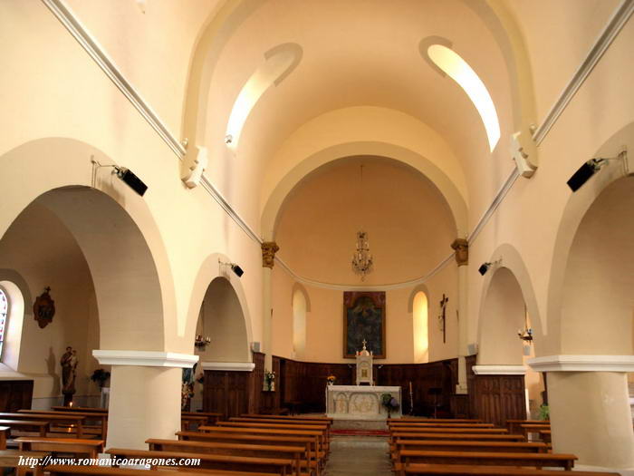 INTERIOR HACIA LA CABECERA
