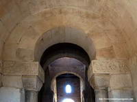 DETALLE DEL ARCO TRIUNFAL DESDE EL INTERIOR DEL &Aacute;BSIDE