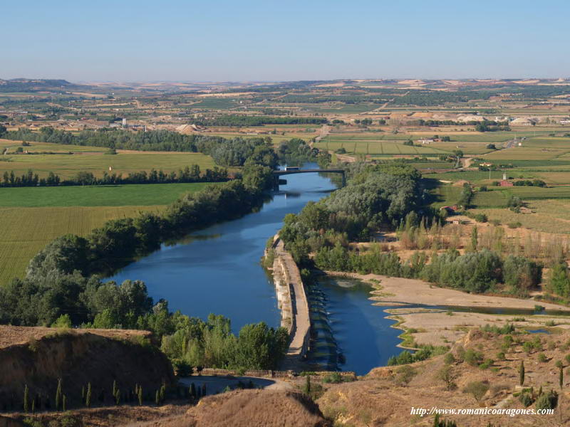 EL DUERO DESDE EL LADO SUR DE LA COLEGIATA. PUENTE ROMANO.