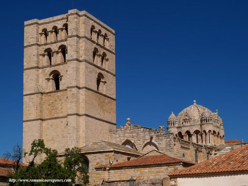 VISTA DE CONJUNTO DEL TEMPLO DESDE PONIENTE