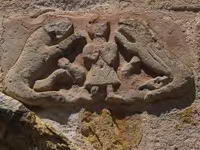 RELIEVE REUTILIZADO EN EL MURO SUR: DANIEL ENTRE LOS LEONES