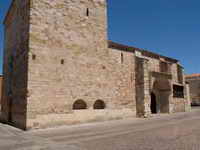 FACHADA SUR DEL TEMPLO