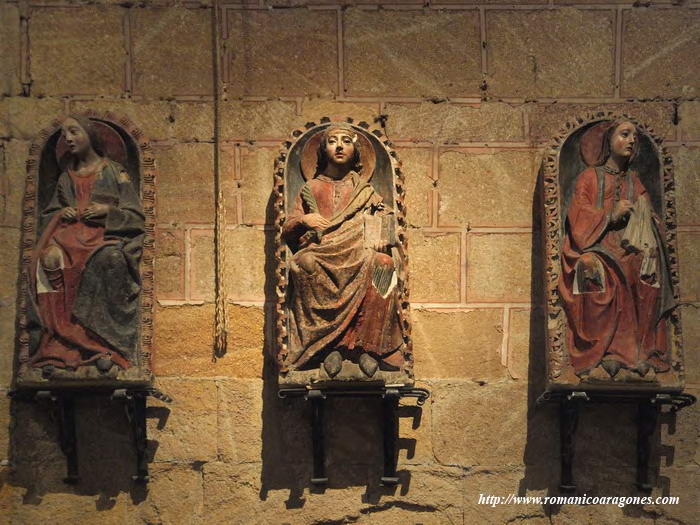 ESCULTURAS DE LOS SANTOS VICENTE, SABINA Y CRISTETA