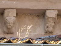 CANECILLOS LADO SUR DE LA CABECERA