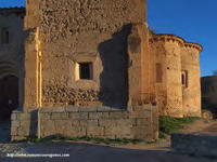 BASE DE LA TORRE DESDE EL SUR
