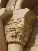 CAPITELES EXTERIORES DEL &Aacute;BSIDE