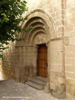 PORTADA EN MURO SUR