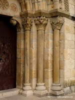 CAPITELES Y COLUMNATA ESTE