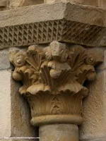 CAPITEL EXTERIOR OESTE
