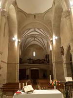 VISTA DEL INTERIOR DEL TEMPLO HACIA LOS PIES