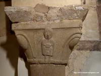 CAPITEL DEL LADO NORTE