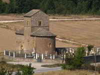 IGLESIA Y CEMENTERIO