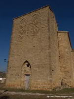 TORRE�N A LOS PIES DEL TEMPLO