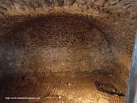 CRIPTA MEDIEVAL CON RESTOS �SEOS